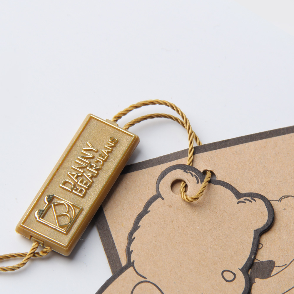 數(shù)碼和傳統(tǒng)打樣在襯衫紙牌訂制中的關(guān)系縮影 數(shù)碼和傳統(tǒng)打樣在襯衫紙牌訂制中的關(guān)系縮影